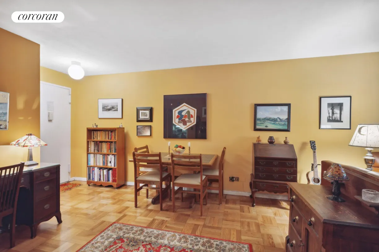 New York City Real Estate | View 15 West 72nd Street, 2R | Dining Area