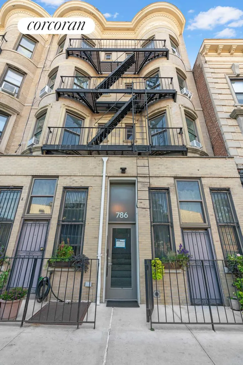 New York City Real Estate | View 786 Washington Avenue, 2RR | 1 Bed, 1 Bath