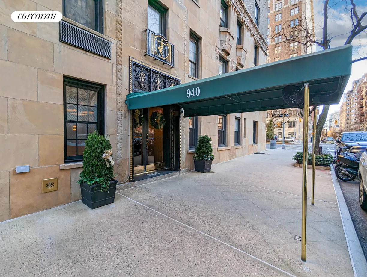New York City Real Estate | View 940 Park Avenue, GFW | room 3 | View 4