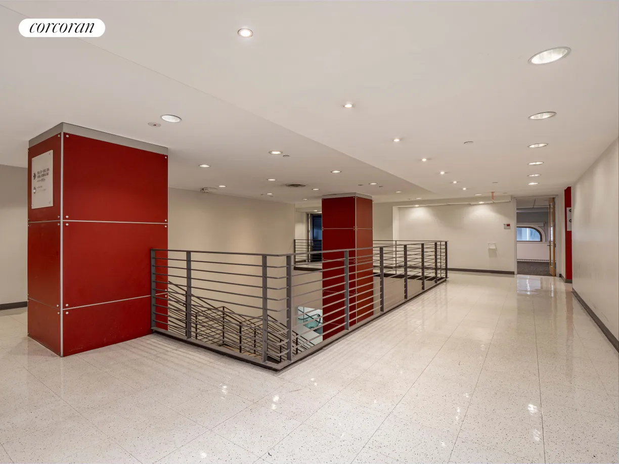 New York City Real Estate | View 233 Broadway, OFFICE | room 28 | View 29