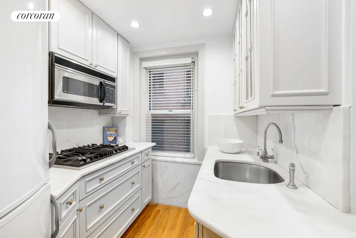 New York City Real Estate | View 7 East 85th Street, 6C | Kitchen