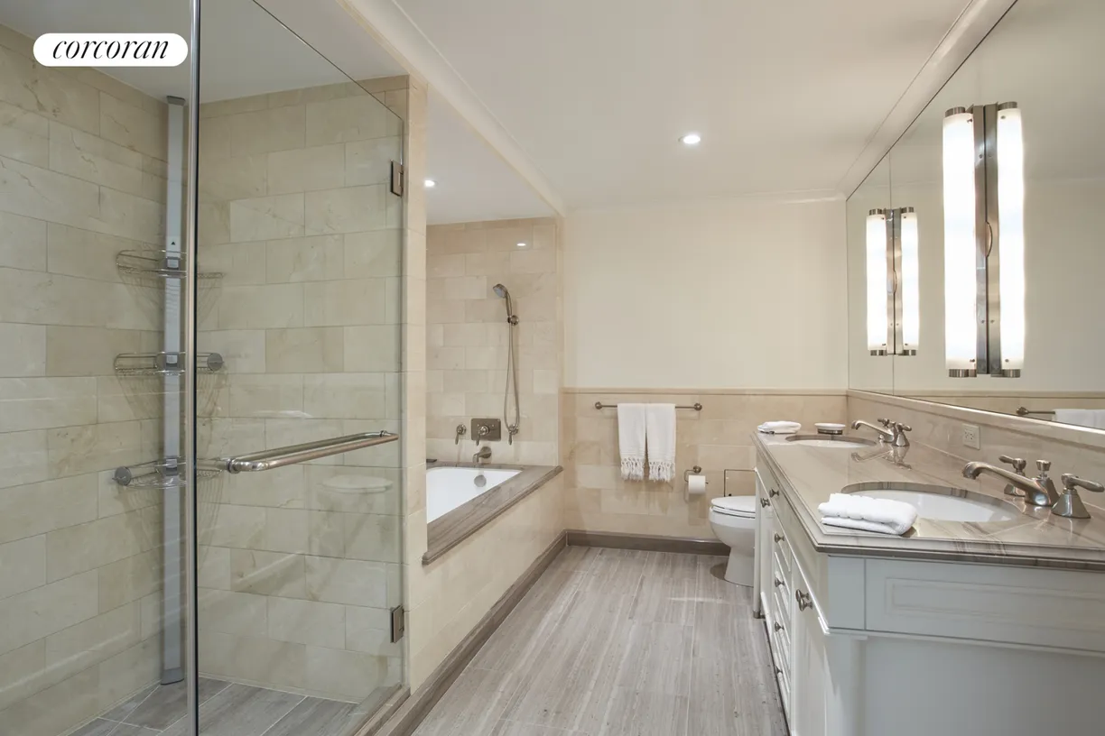 New York City Real Estate | View 530 Park Avenue, 15B | room 9 | View 10