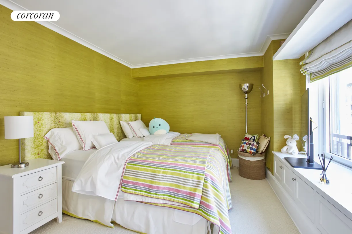 New York City Real Estate | View 530 Park Avenue, 15B | room 12 | View 13