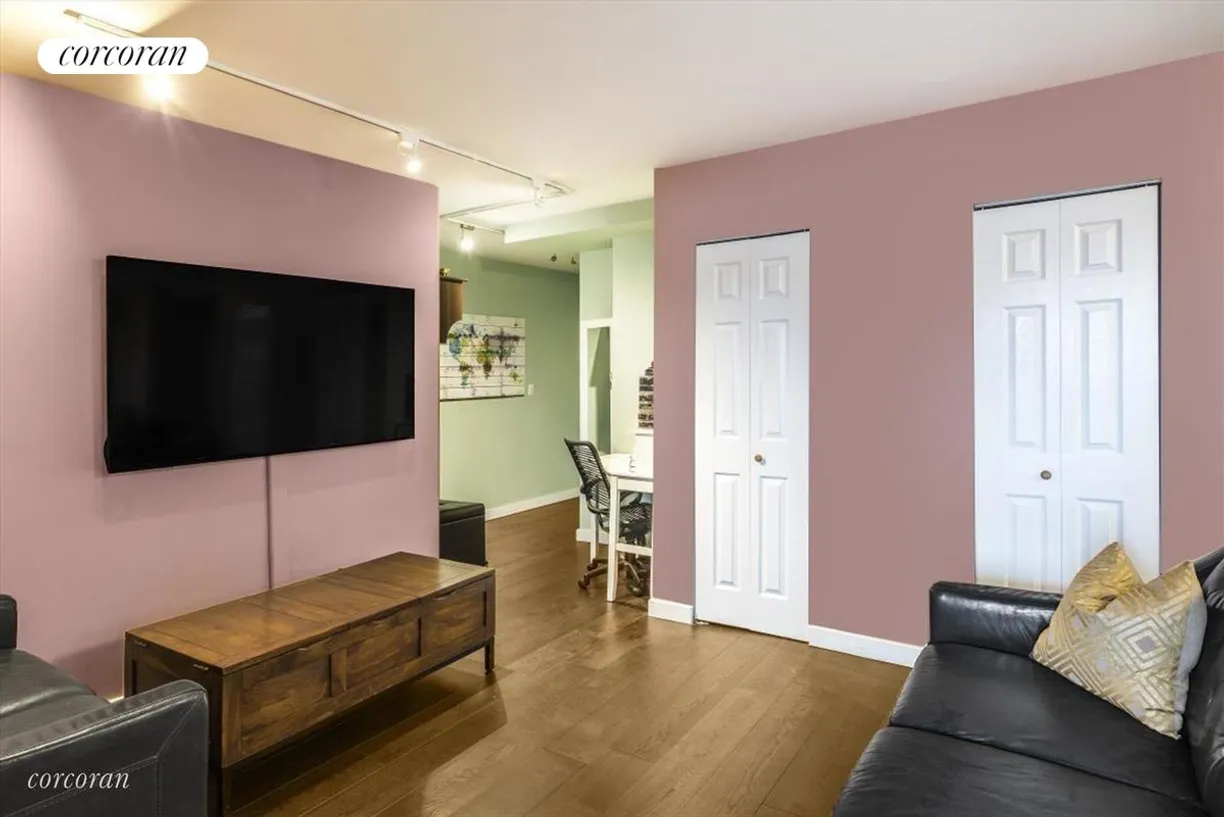 New York City Real Estate | View 111 Third Avenue, 8G | room 2