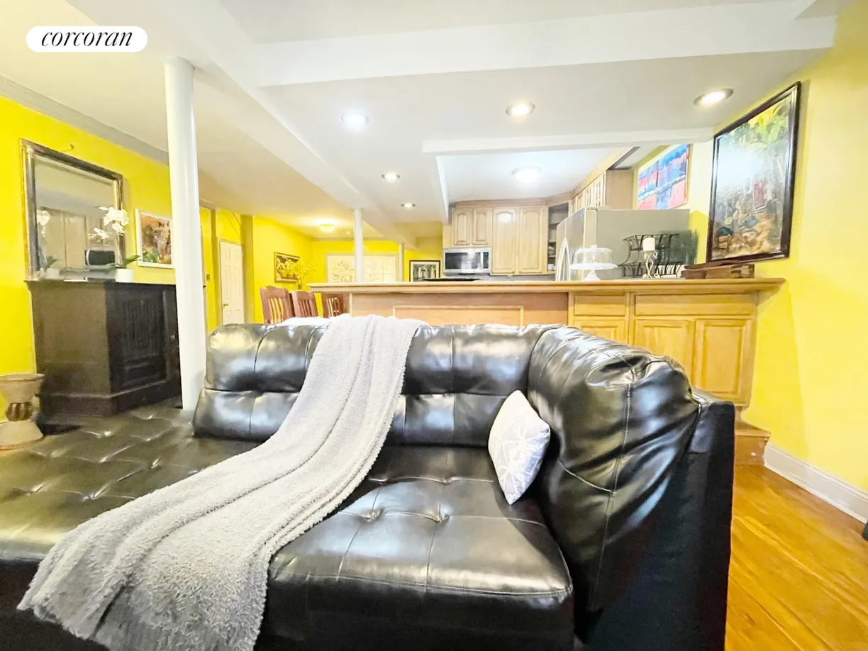 New York City Real Estate | View 858 Greene Avenue, 1 | room 2