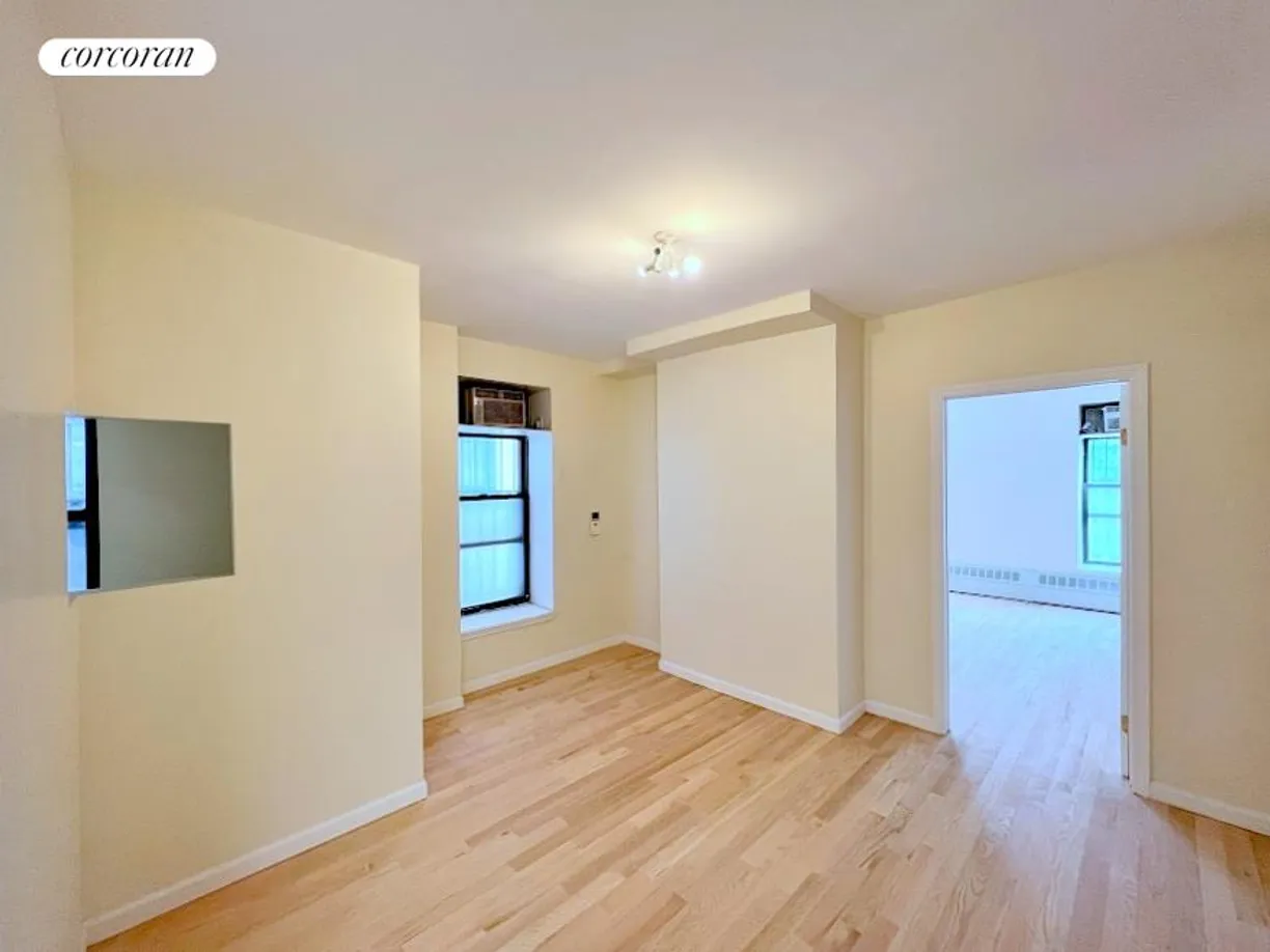 New York City Real Estate | View 35 Central Park North, 1B | room 1