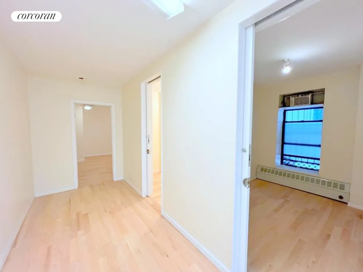 New York City Real Estate | View 35 Central Park North, 1B | room 2