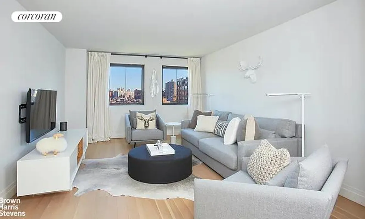 New York City Real Estate | View 421 Hudson Street, 807 | room 1