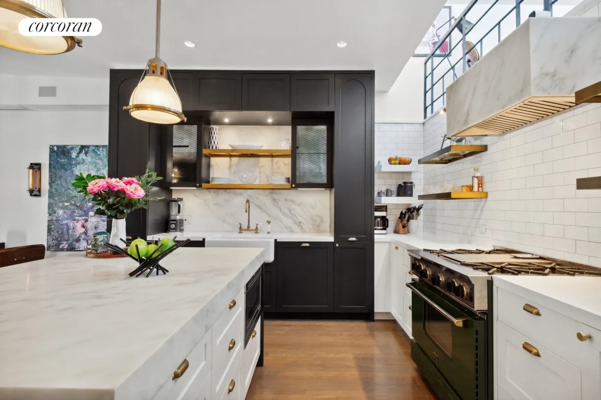 New York City Real Estate | View 36 North Moore Street, PH7W | room 1