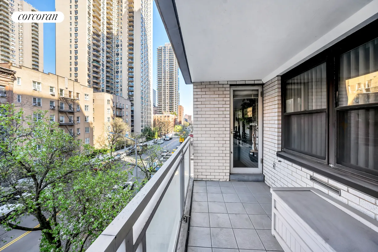 New York City Real Estate | View 420 East 72Nd Street, 4J | Balcony