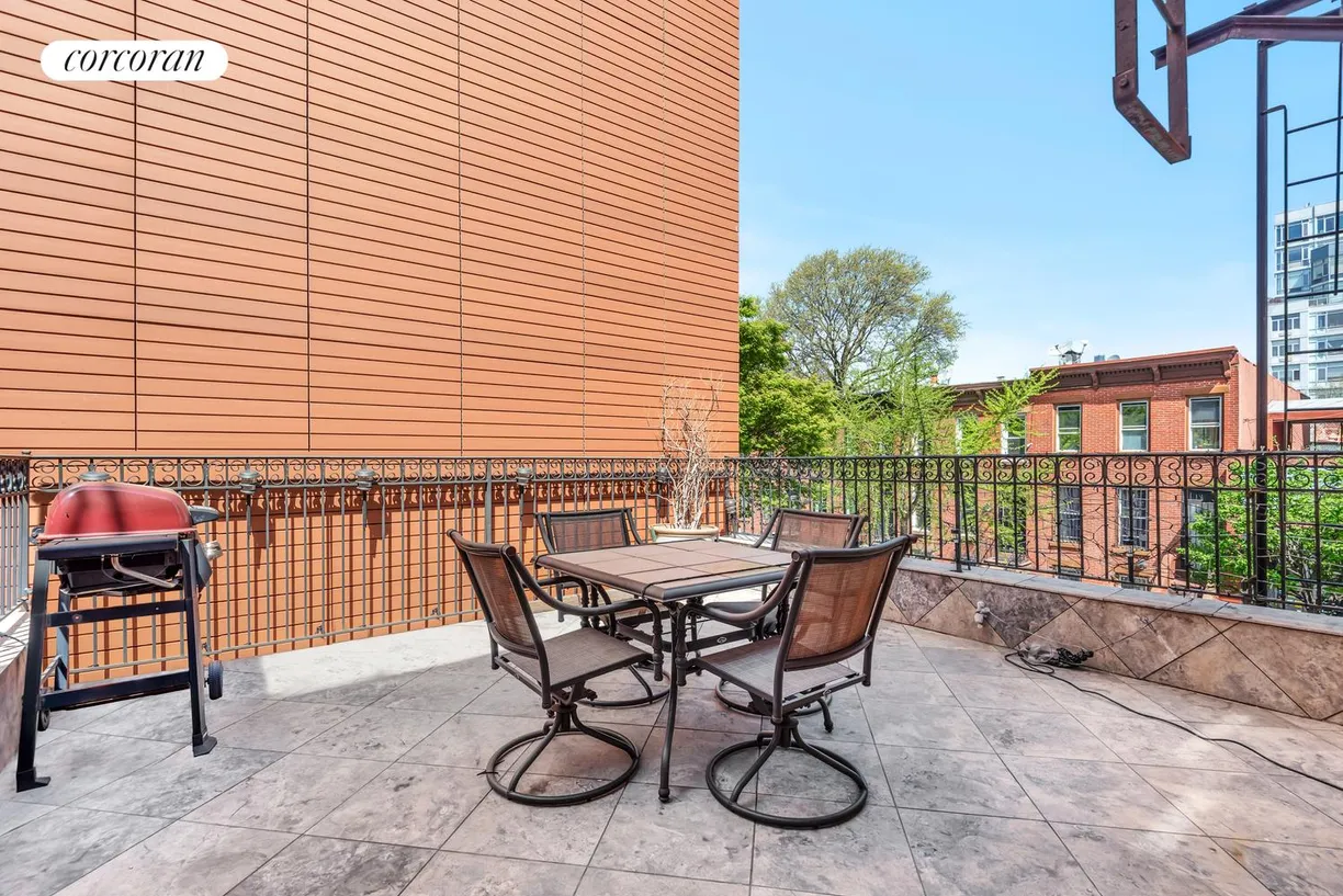 New York City Real Estate | View 432 4th Avenue | room 4 | View 5