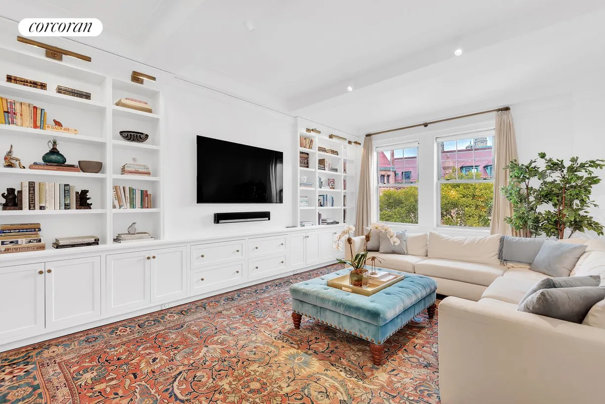 New York City Real Estate | View 20 West 77th Street, 6A | 3 Beds, 2 Baths