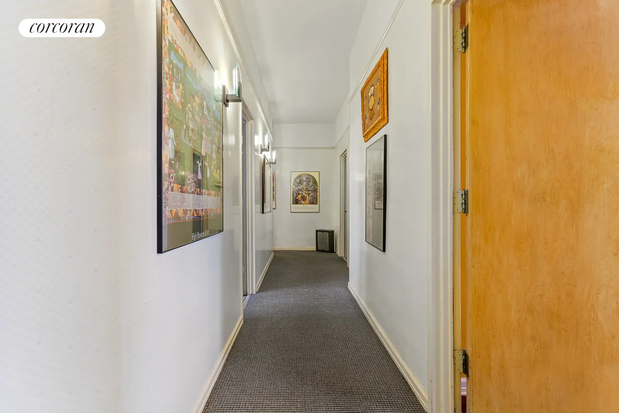 New York City Real Estate | View 95 Pierrepont Street, 1CD | Hallway | View 12