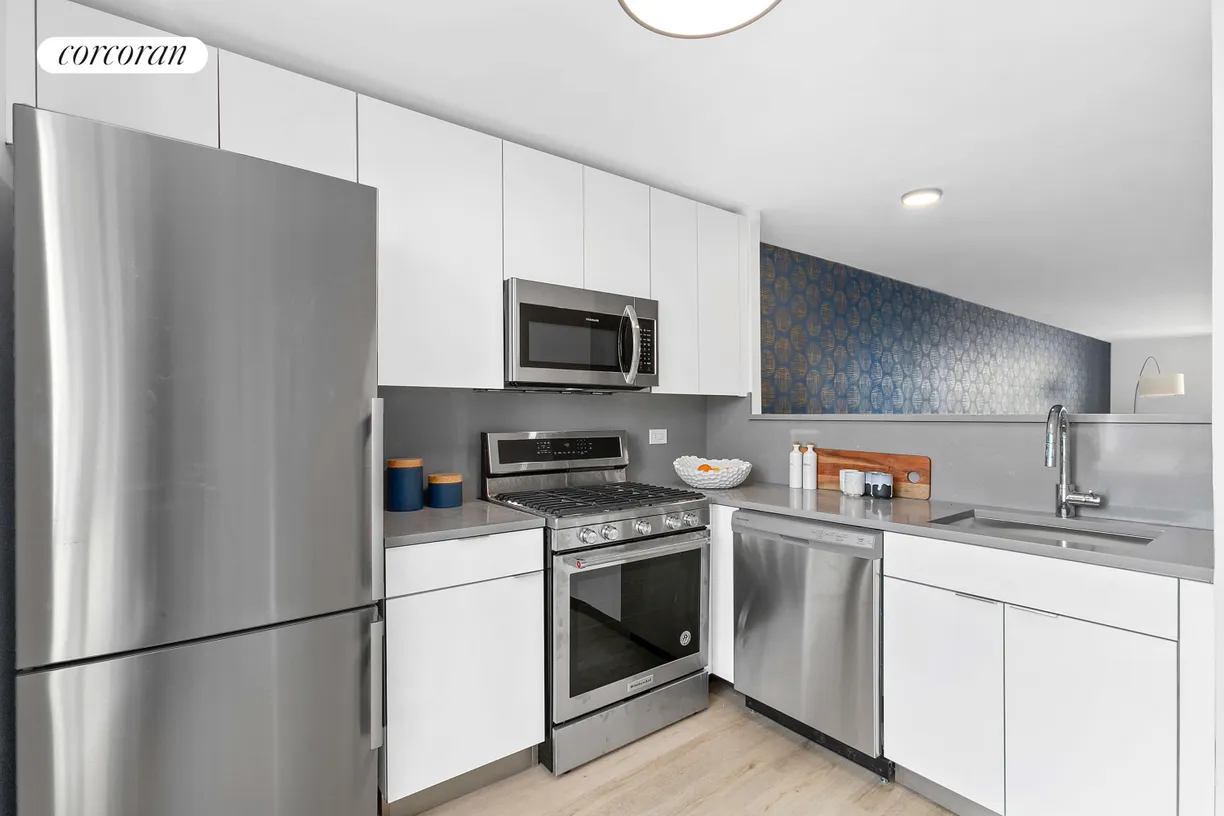 New York City Real Estate | View 510 Main Street, 729 | room 1