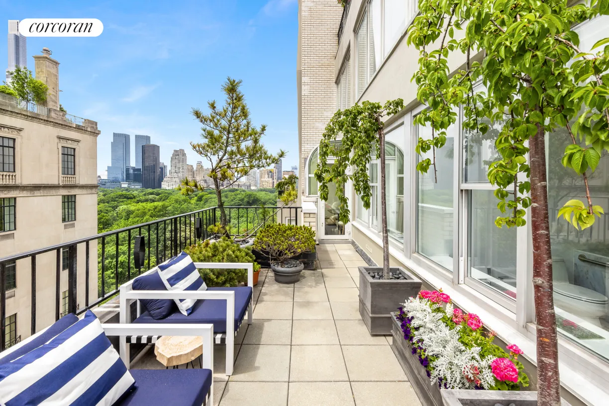 New York City Real Estate | View 857 Fifth Avenue, 16 | room 1