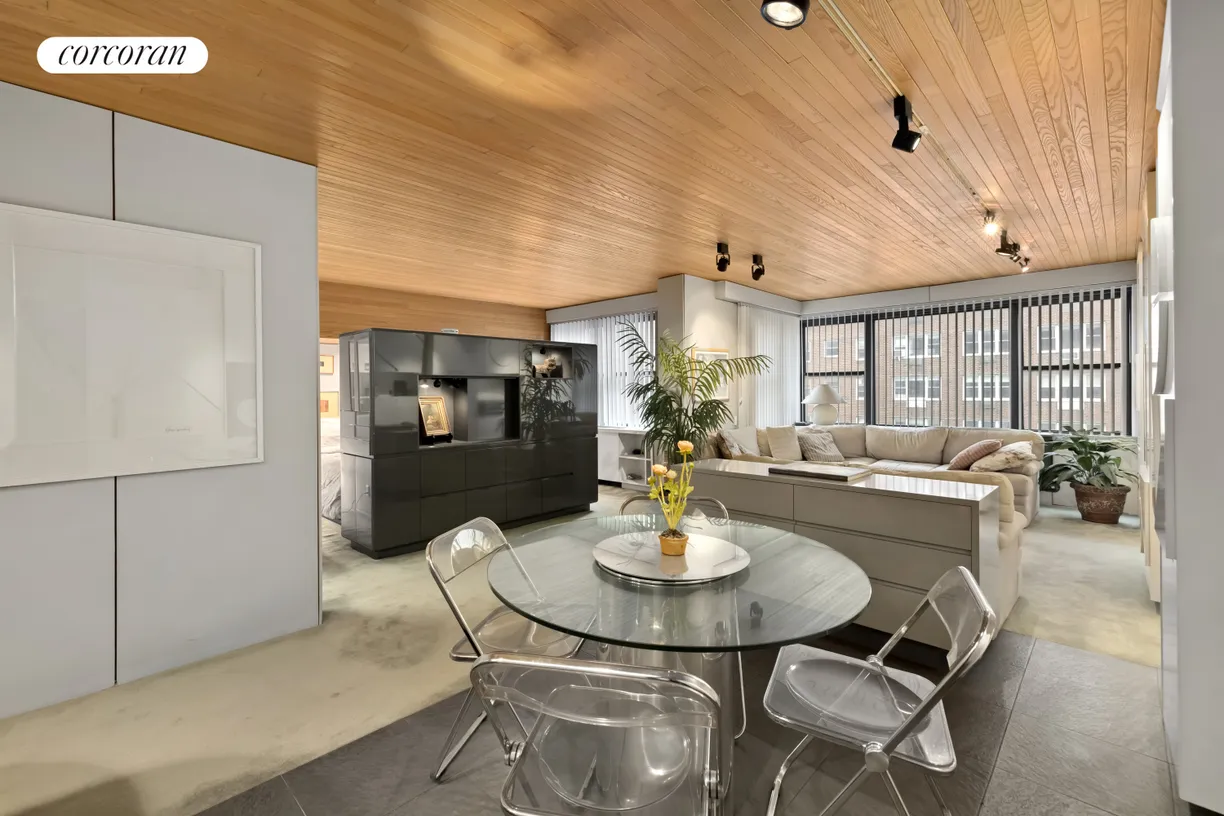 New York City Real Estate | View 200 East 74th Street, 11F | 1 Bed, 1 Bath