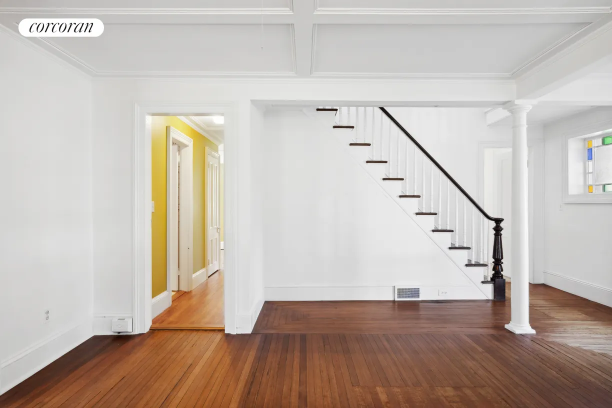 Other US Real Estate | View 24 Woodlawn Avenue | room 2