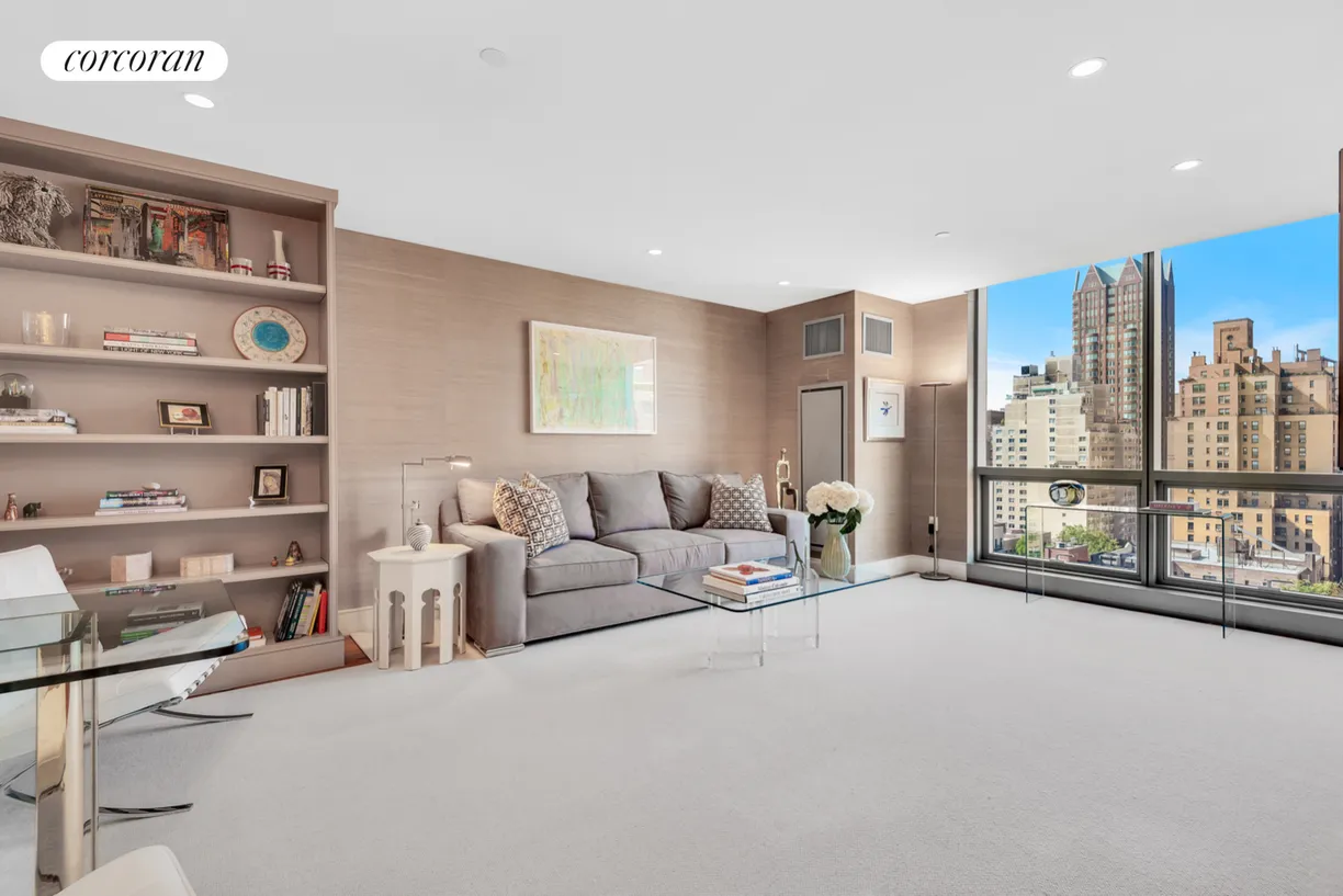 New York City Real Estate | View 300 East 79th Street, 14A | room 1