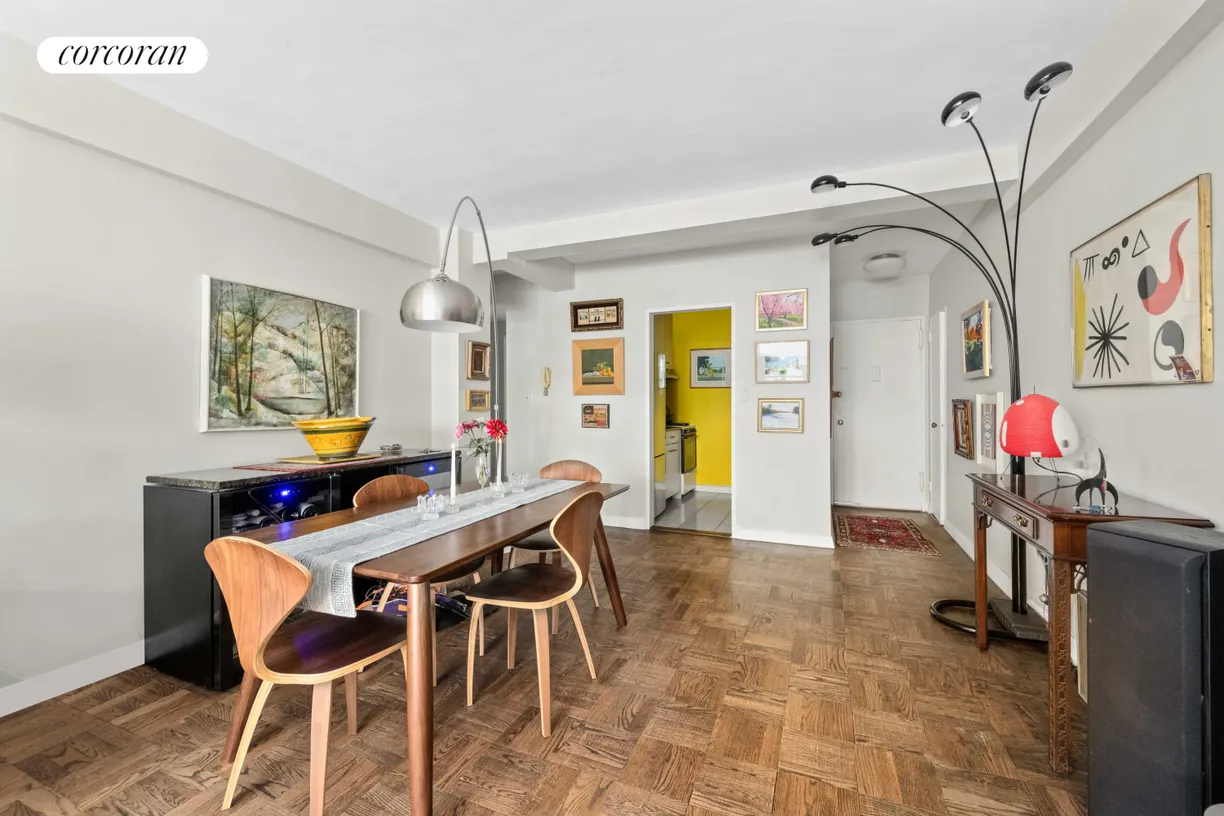 New York City Real Estate | View 425 East 79th Street, 2L | room 1