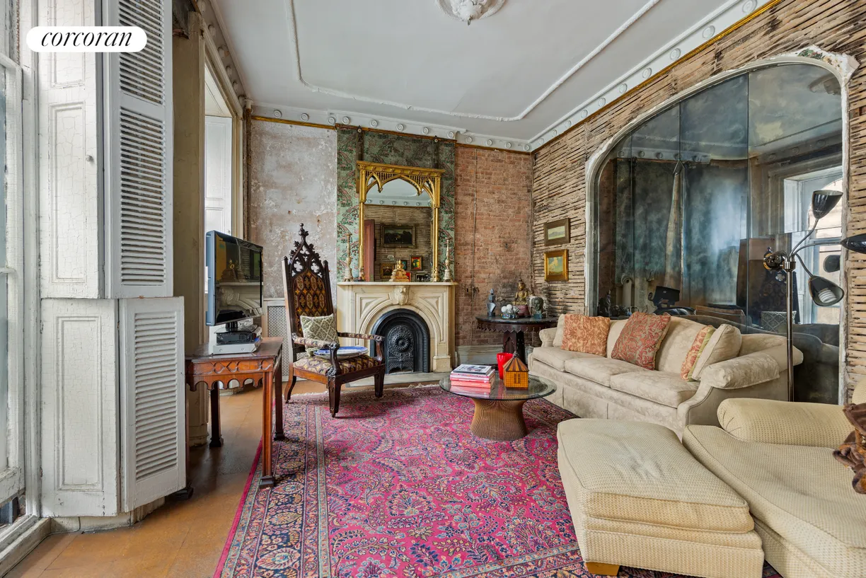 New York City Real Estate | View 35 Stuyvesant Street | room 1