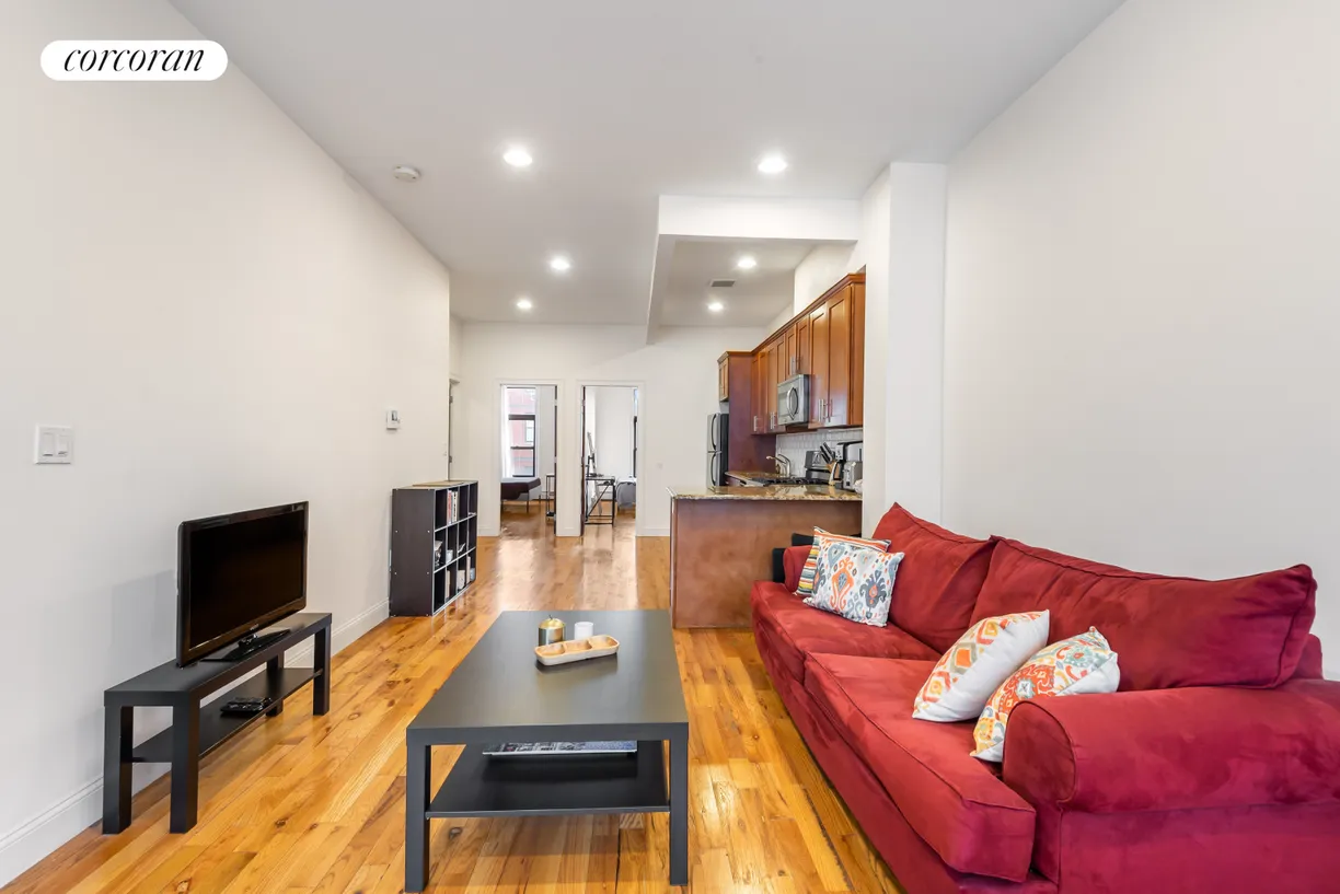 New York City Real Estate | View 84 Cornelia Street, 3 | room 1