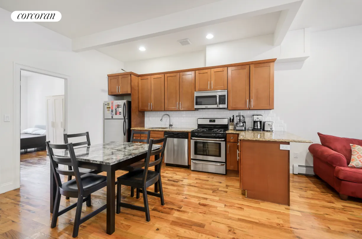 New York City Real Estate | View 84 Cornelia Street, 3 | room 2