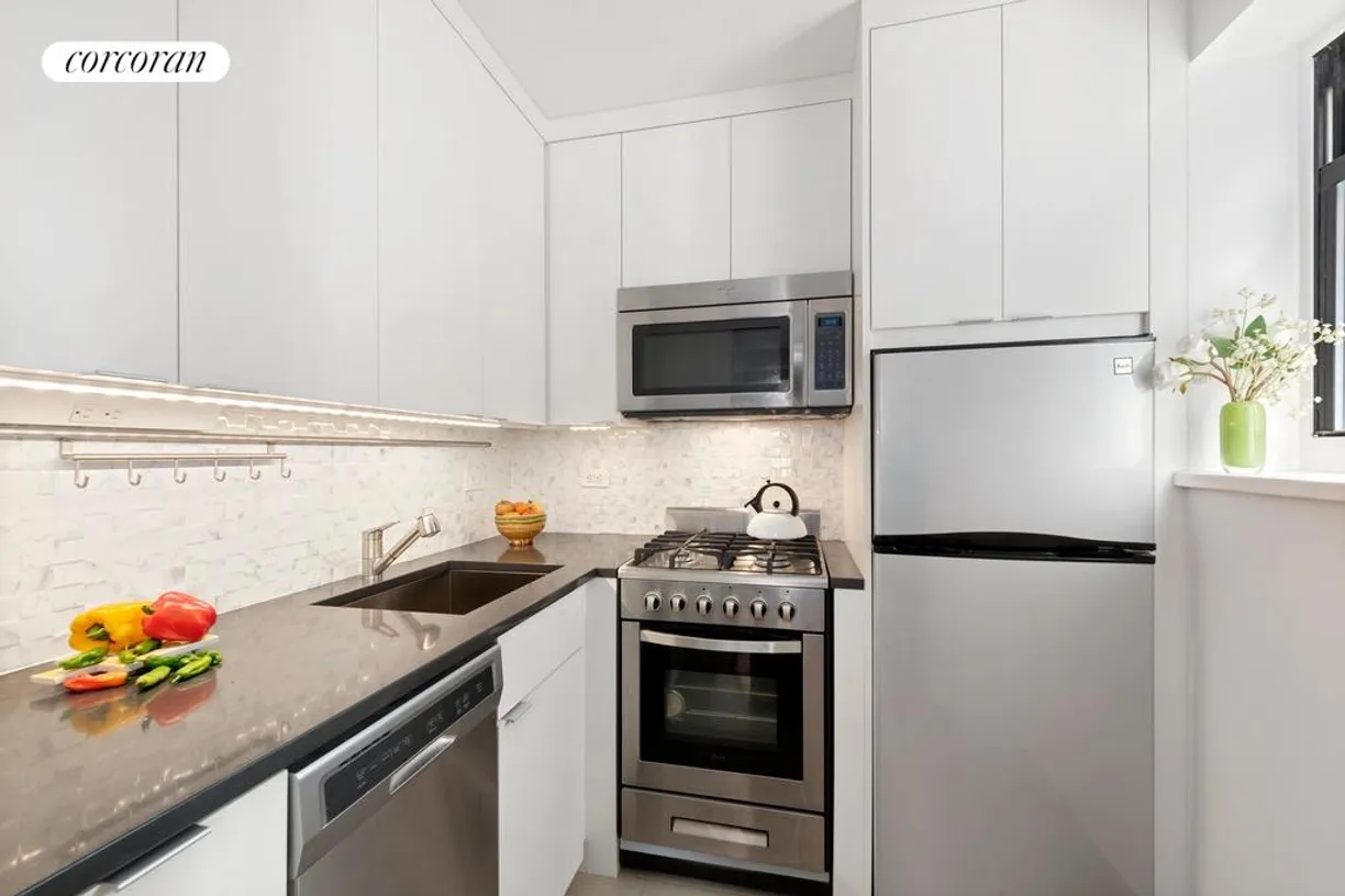 New York City Real Estate | View 410 West 24th Street, 5A | Kitchen