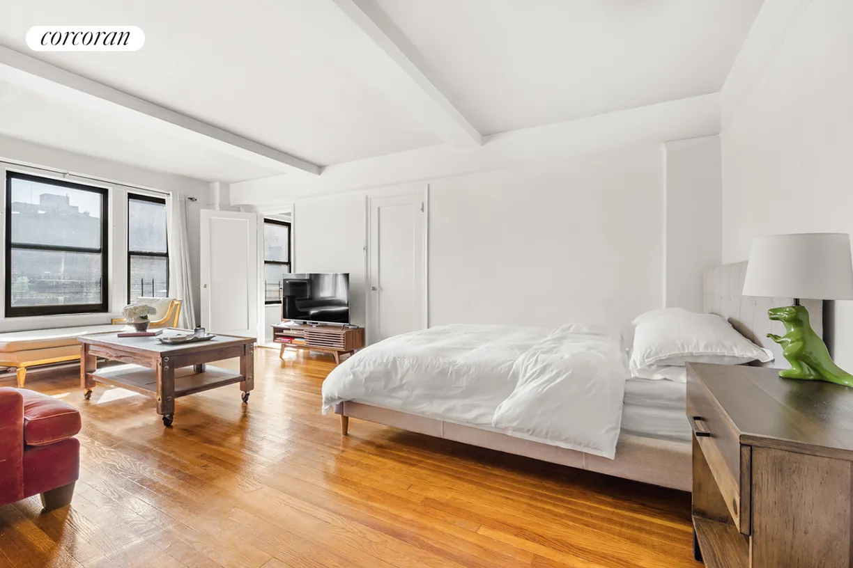 New York City Real Estate | View 319 East 50th Street, 8F | room 1