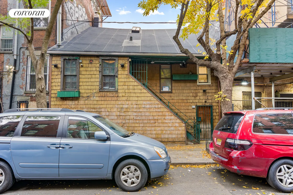 New York City Real Estate | View 392 West Street | room 1