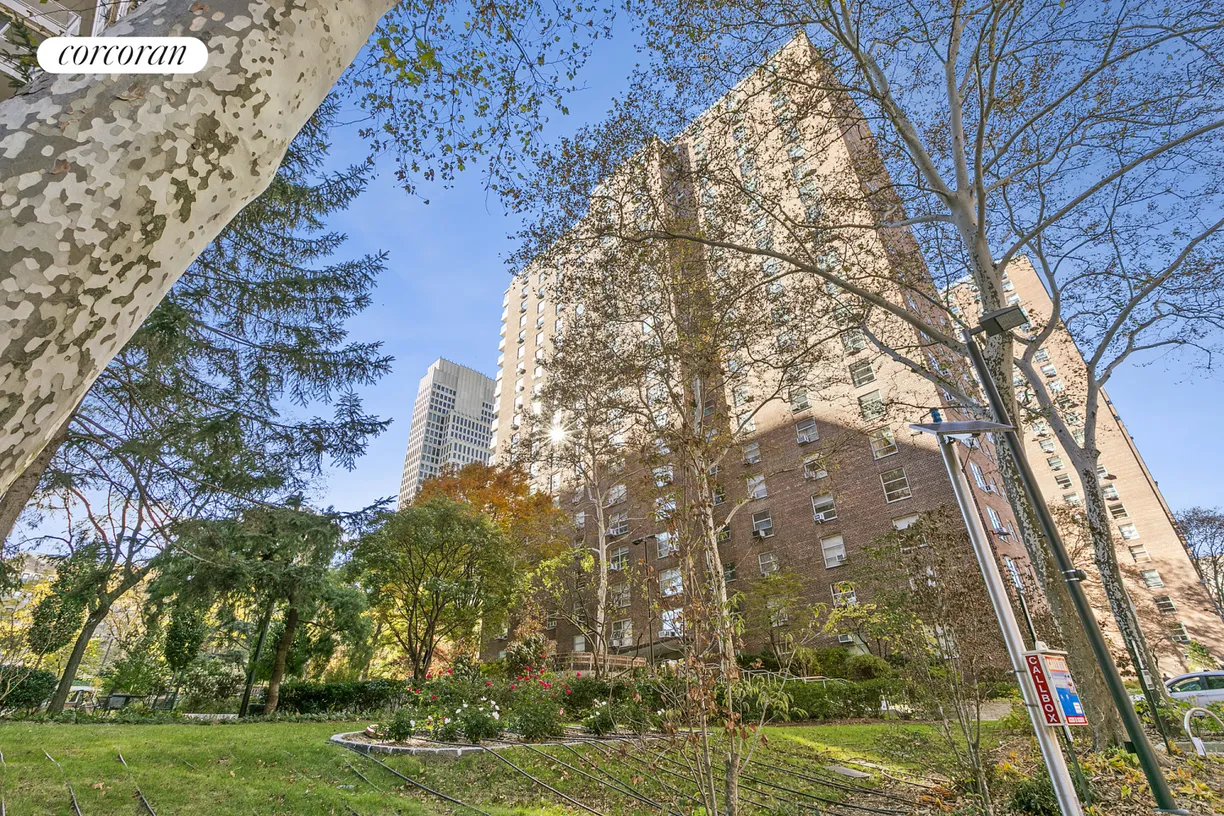 New York City Real Estate | View 80 La Salle Street, 2B | 1 Bed, 1 Bath