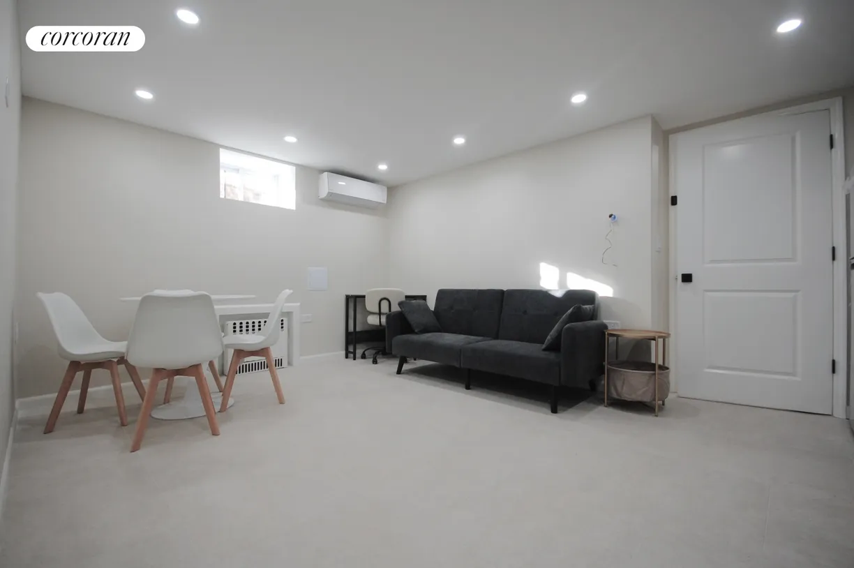 New York City Real Estate | View 293 East 51st Street | room 1