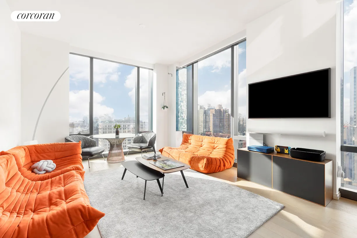 New York City Real Estate | View 277 Fifth Avenue, 28D | Living Room