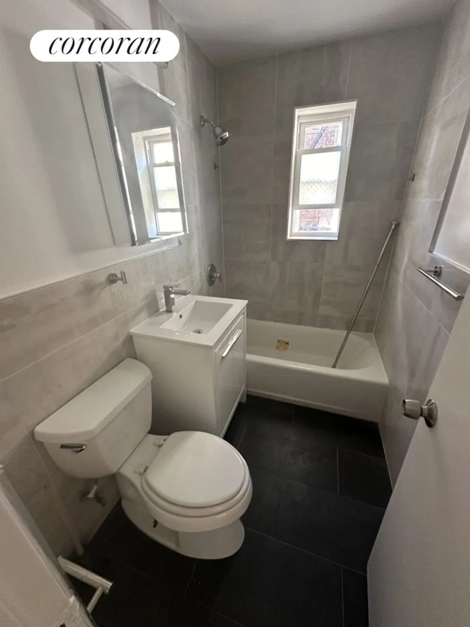 Other US Real Estate | View 80 Knightsbridge Road, 1C | room 2