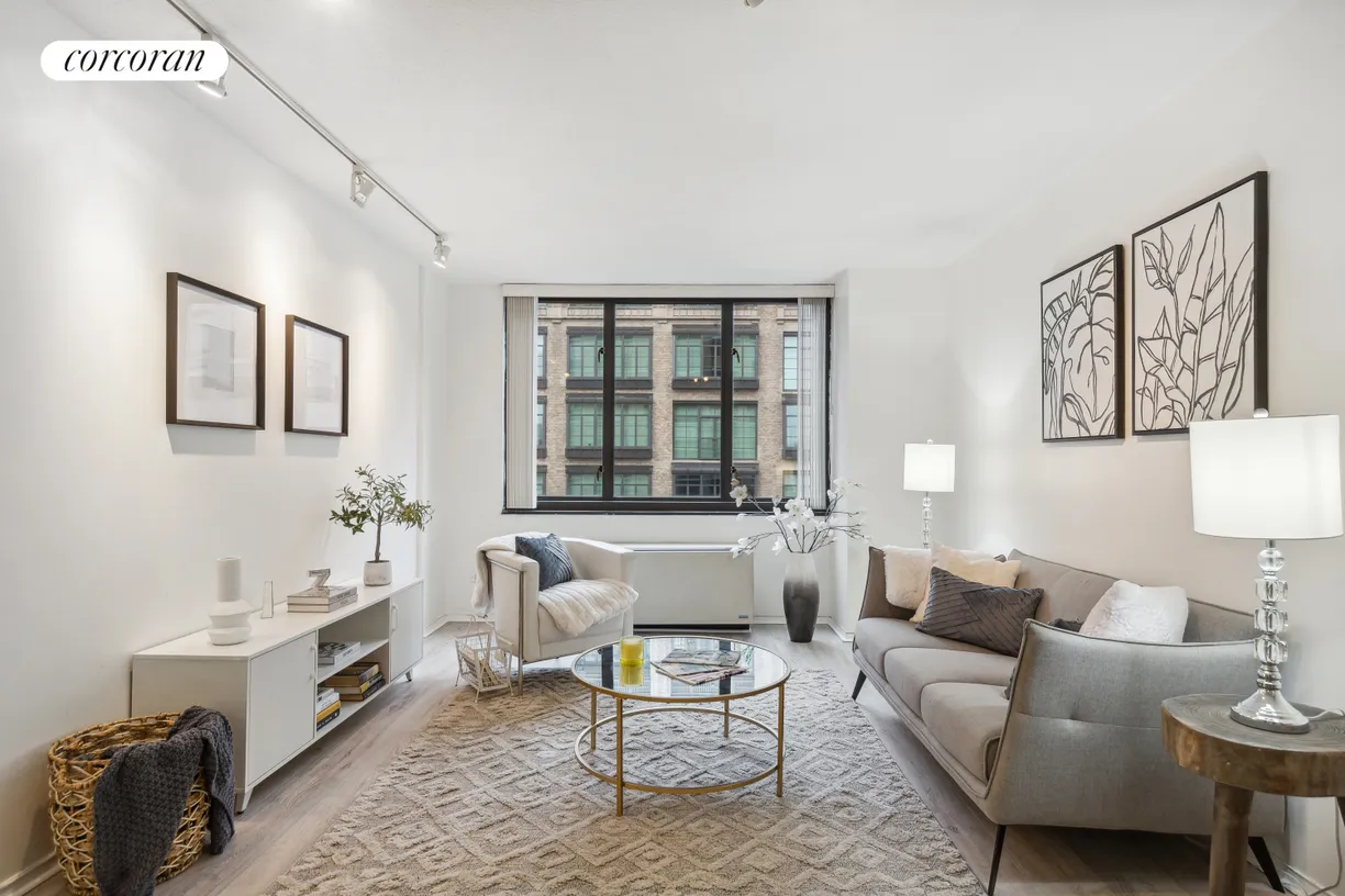 New York City Real Estate | View 407 Park Avenue South, 17F | Living Room