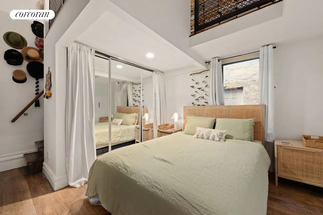 New York City Real Estate | View 43 Fifth Avenue, 1D | Bedroom