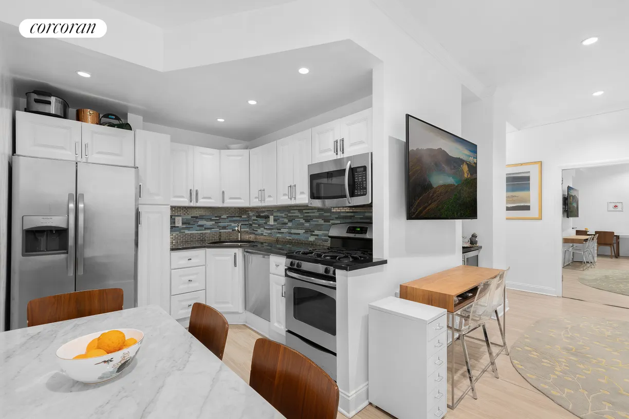 New York City Real Estate | View 66 MADISON AVENUE, 4E | 2 Beds, 1 Bath