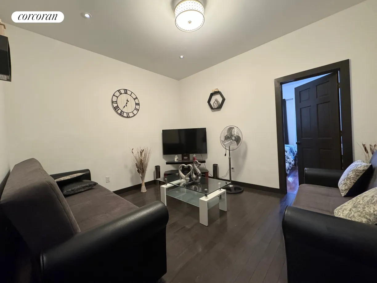New York City Real Estate | View 282 Montauk Avenue, 1 | 3 Beds, 1 Bath