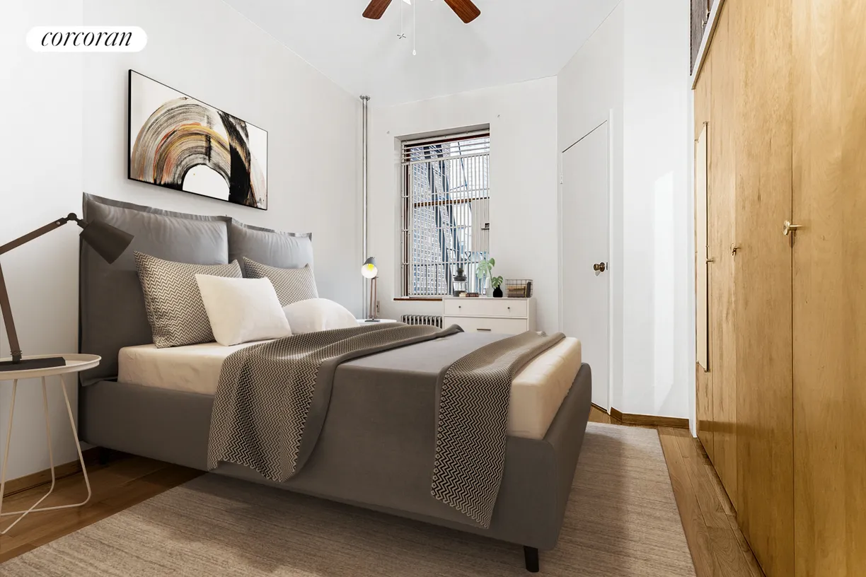 New York City Real Estate | View 323 East 89th Street, 4B | room 1