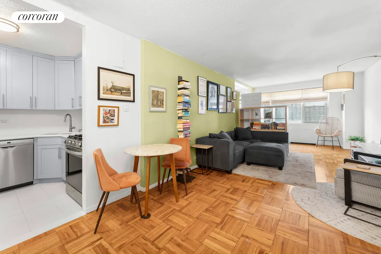 New York City Real Estate | View 300 East 40th Street, 21G | 1 Bed, 1 Bath