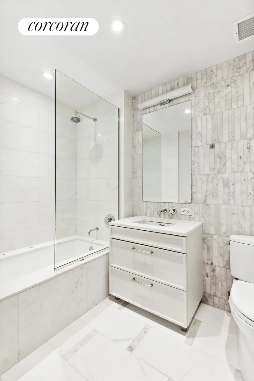 New York City Real Estate | View 160 East 22nd Street, 6A | Bathroom