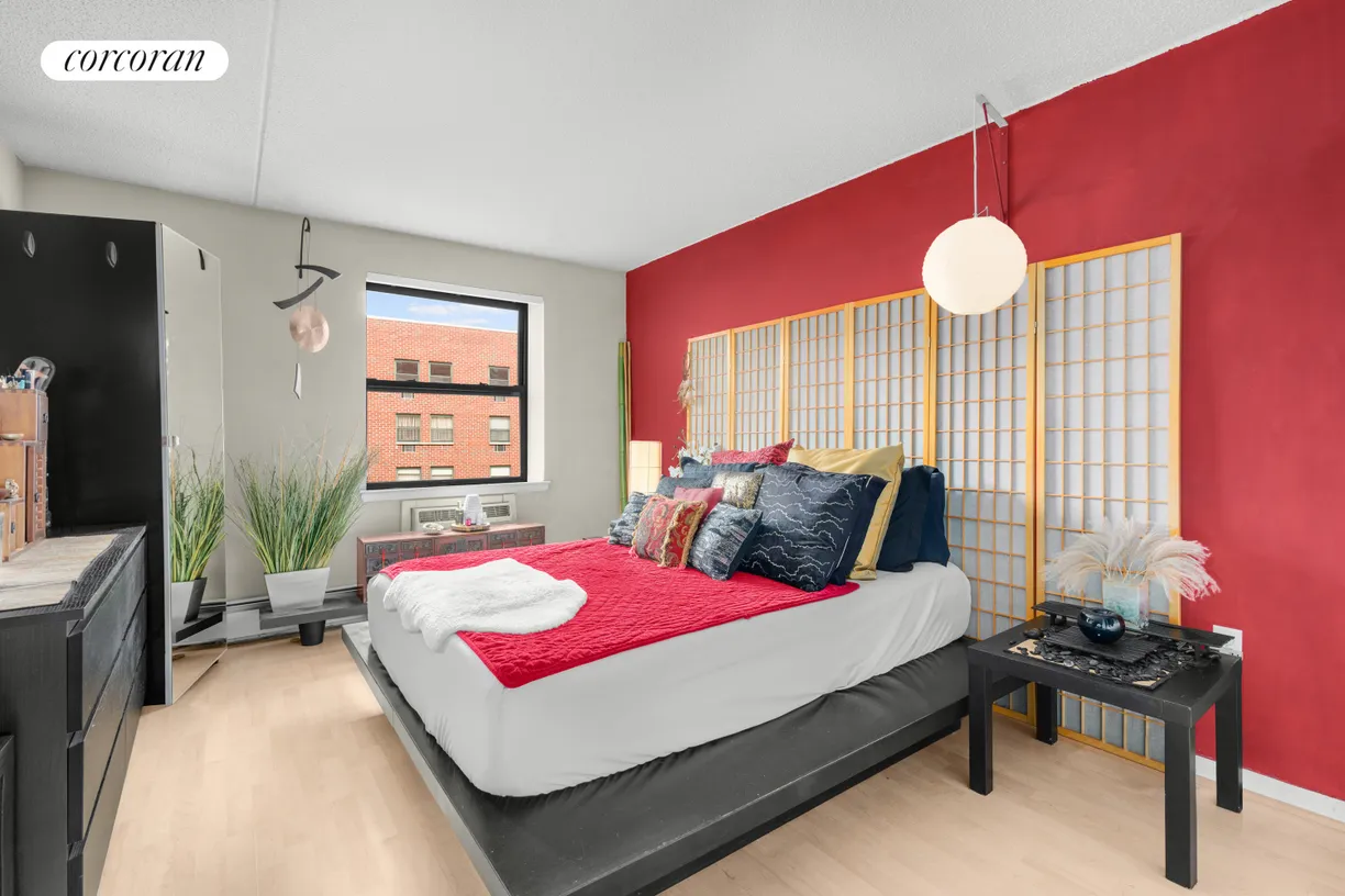 New York City Real Estate | View 130 Lenox Avenue, 530 | Bedroom