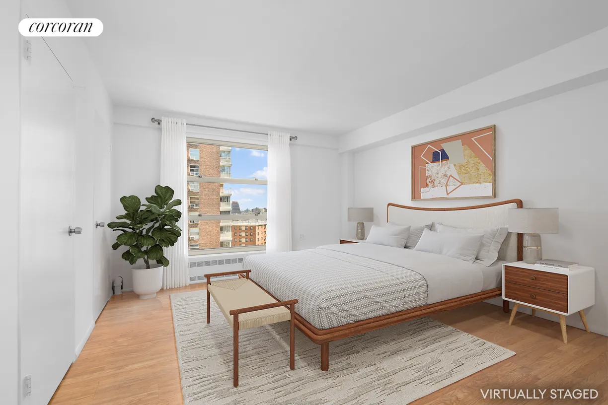 New York City Real Estate | View 80 La Salle Street, 16F | room 2