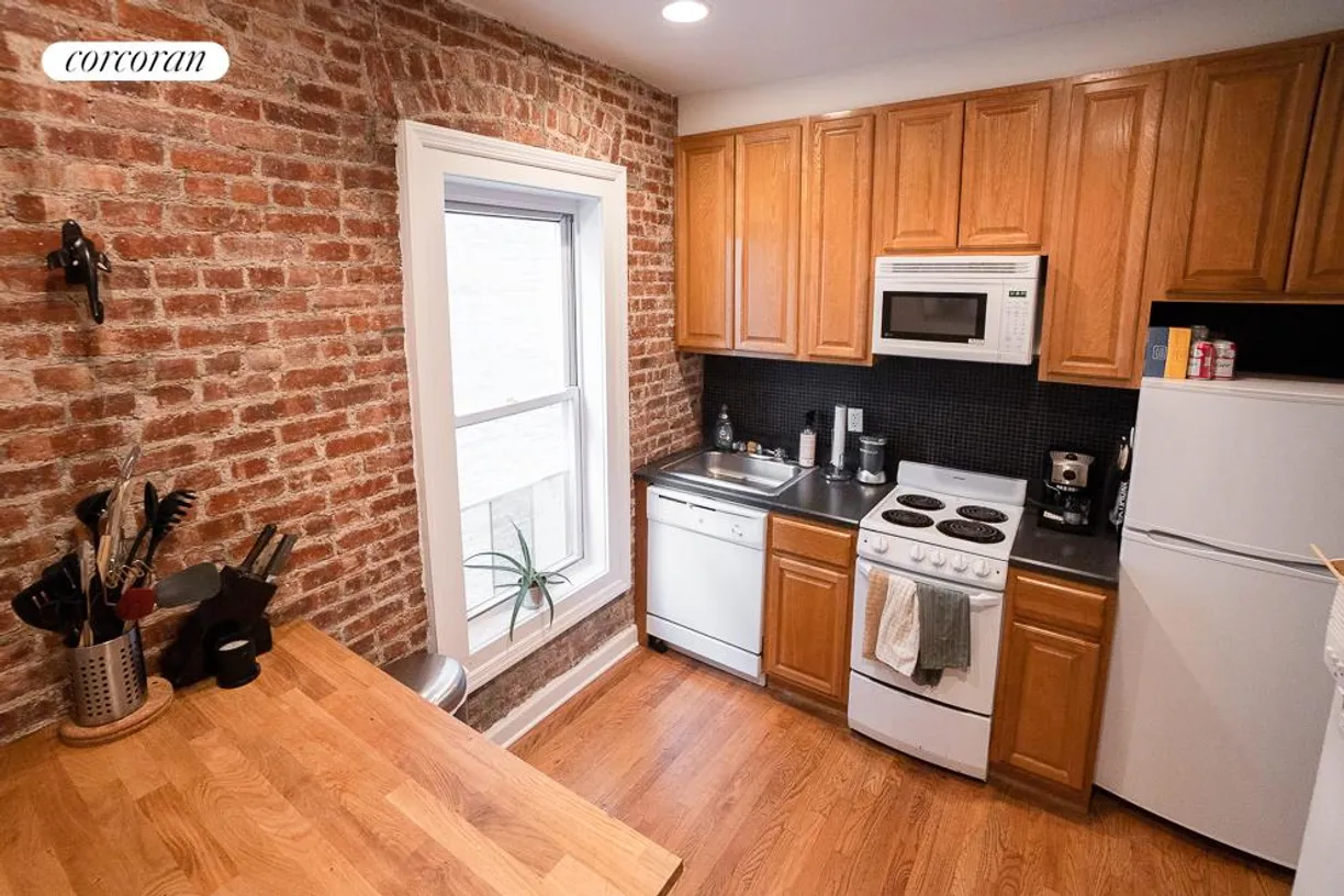 New York City Real Estate | View 57 West 106th Street, 4A | Kitchen