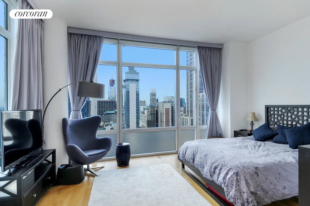 New York City Real Estate | View 325 Fifth Avenue, 36F | room 2