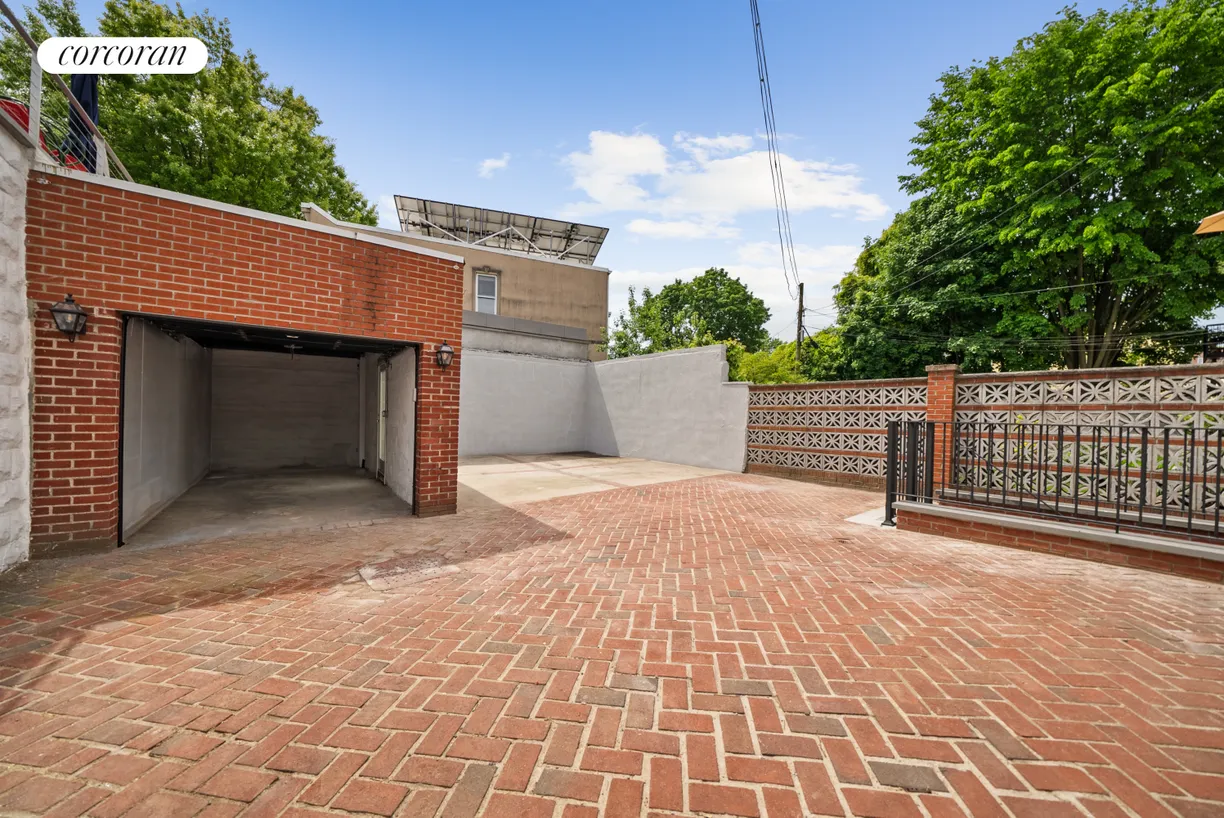New York City Real Estate | View 318 Greenwood Avenue, 1 | room 1