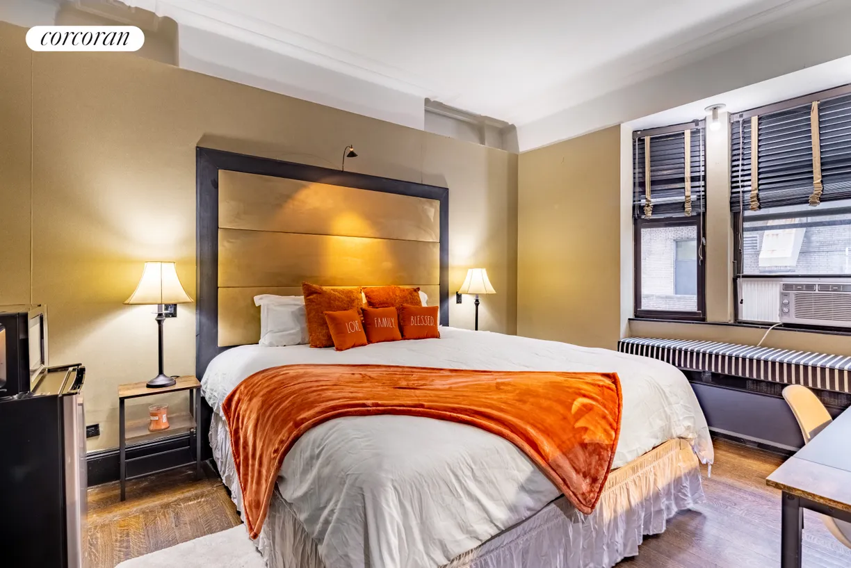 New York City Real Estate | View 12 West 44th Street, 1111 | 1 Bath