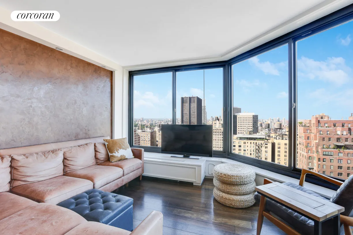 New York City Real Estate | View 40 East 94th Street, 21F | room 1
