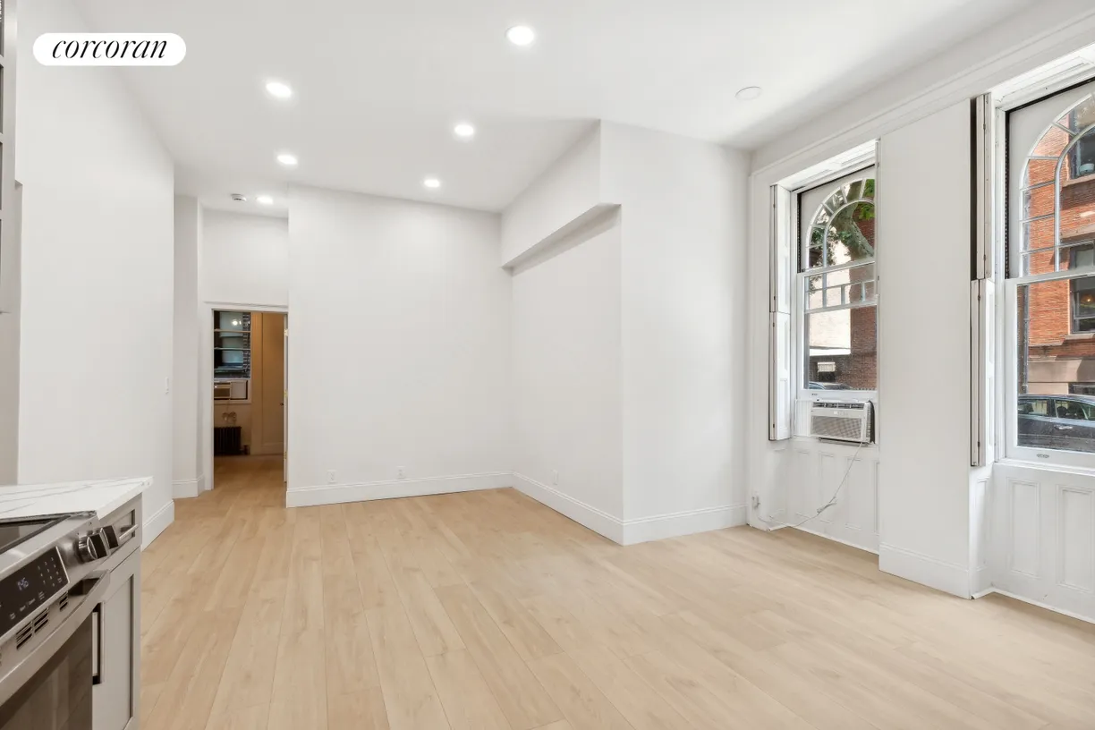 New York City Real Estate | View 25 Pierrepont Street, 1 | Living Room
