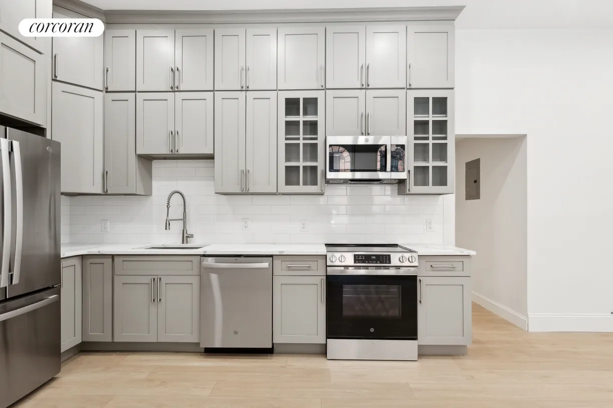 New York City Real Estate | View 25 Pierrepont Street, 1 | Kitchen