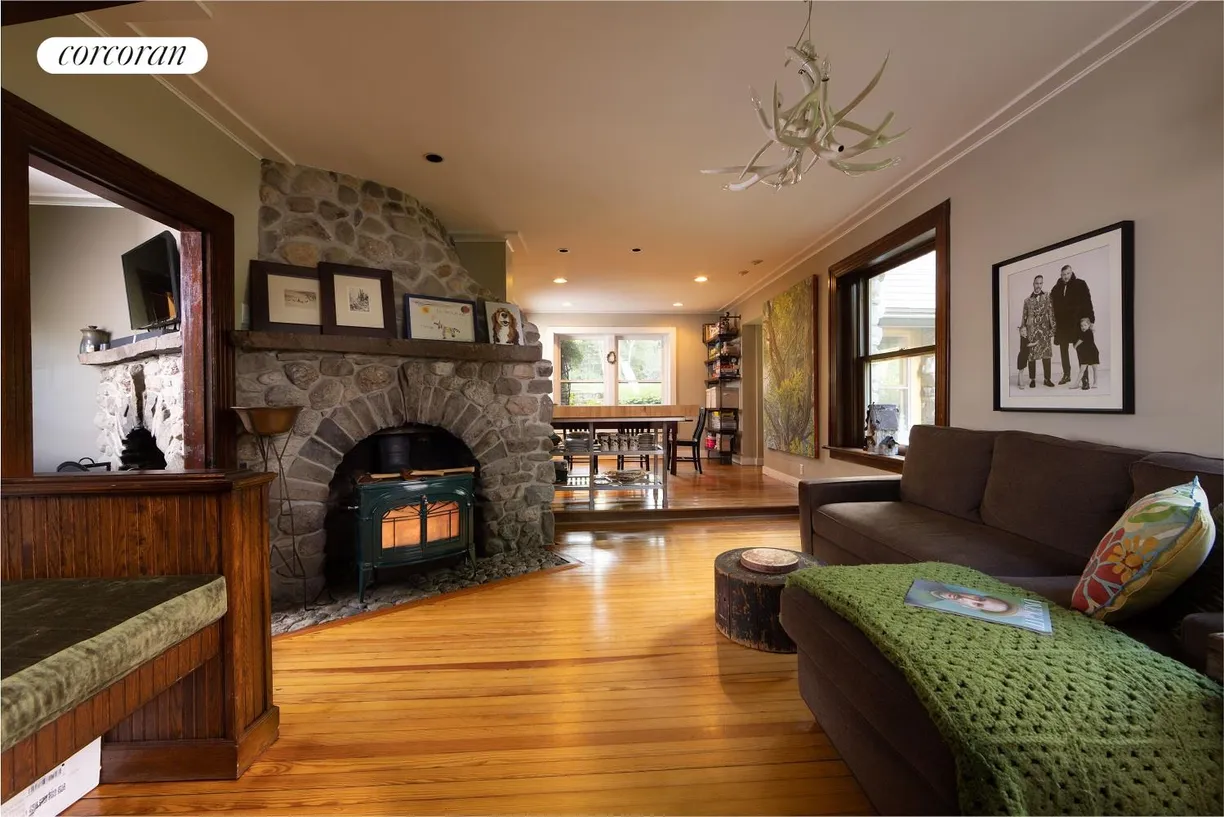 Other US Real Estate | View 759 Hartwood Road | room 1
